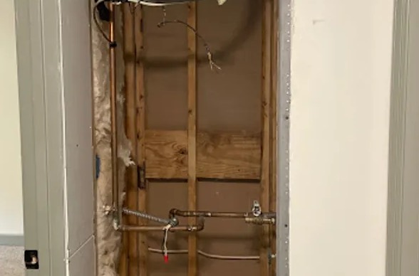 Water Leak Under House Cleanup in Thompson's Station, TN